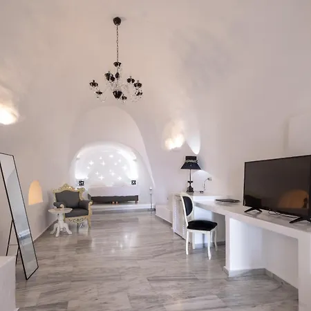 Asteras Hotel Fira (Santorini)