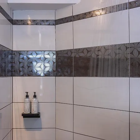 أستيراس